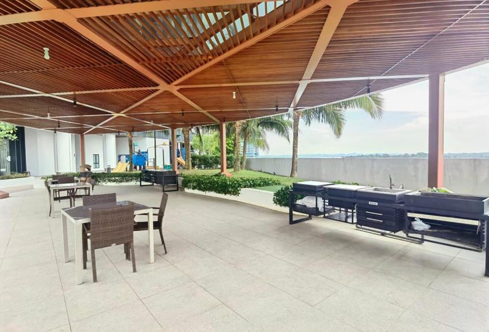 C1113 Almas Suites Galaxy Space Netflix By Stay Nusajaya  Exterior photo
