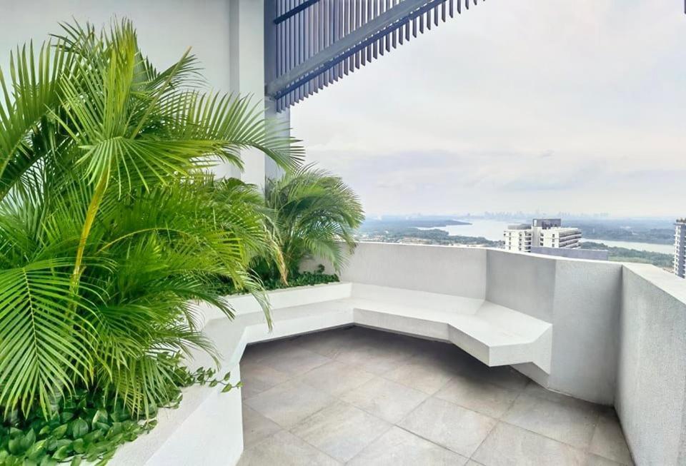 C1113 Almas Suites Galaxy Space Netflix By Stay Nusajaya  Exterior photo